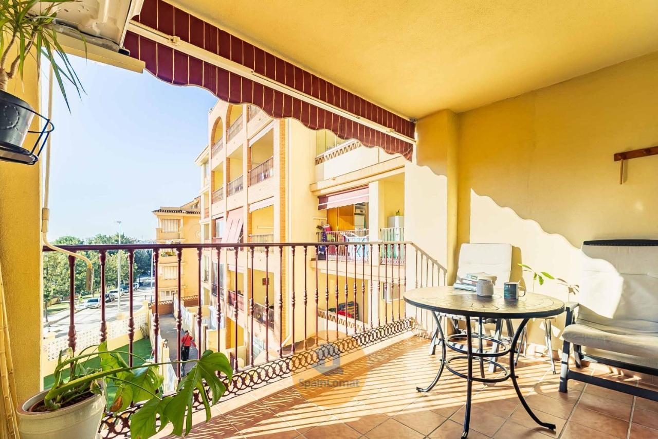 Nice 2 Bedroom Apartment For Family In Los Pacos Fuengirola Exterior foto