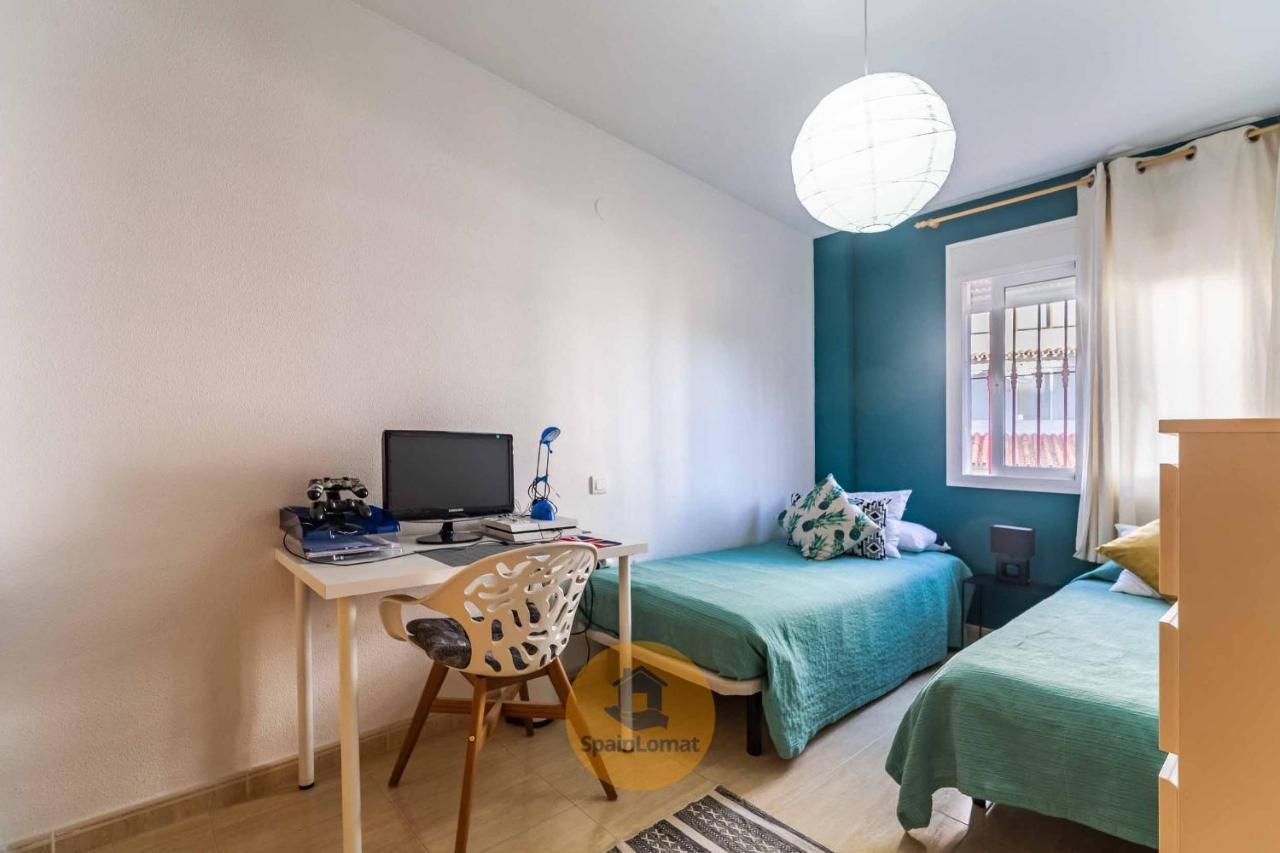Nice 2 Bedroom Apartment For Family In Los Pacos Fuengirola Exterior foto
